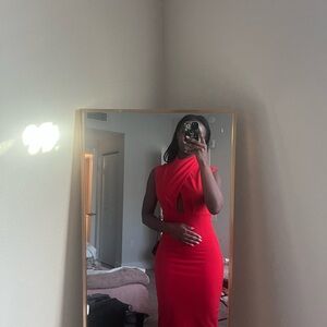 Elegant Red Sleeveless Dress